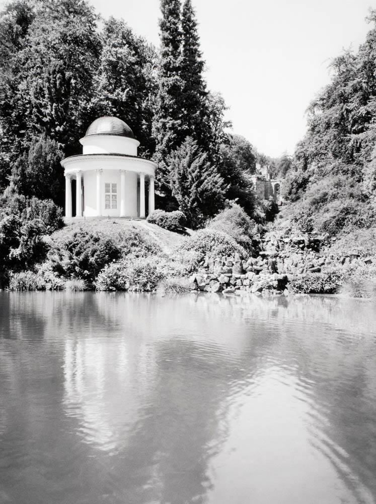 Antikt tempel, Wilhelmshöhe, Kassel, Tyskland. Ur serien Arkadien - modell, museum och lekplats