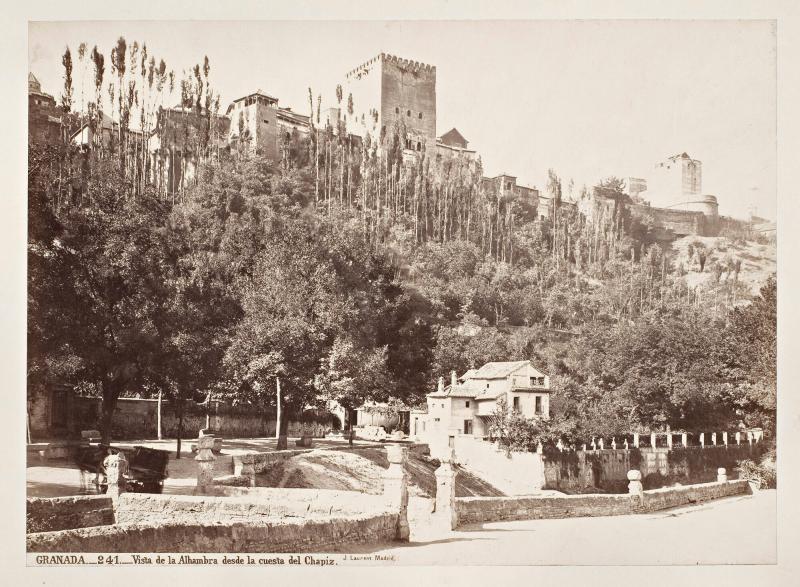 GRANADA. - 241. -Vista de la Alhambra desde la cuesta del Chapiz. J. Laurent. Madrid