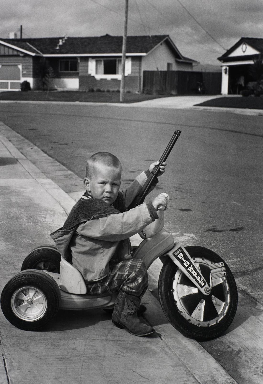 I don't feel that Richie playing with guns will have a negative effect on his personality (he already wants to be a policeman). From the series Suburbia