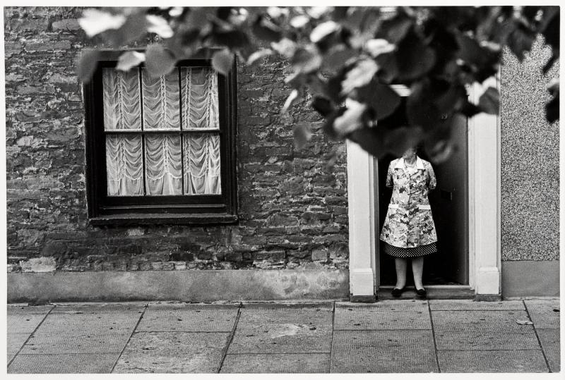 Fasad, Brecon, Wales. Ur serien Fotografier från England och Wales