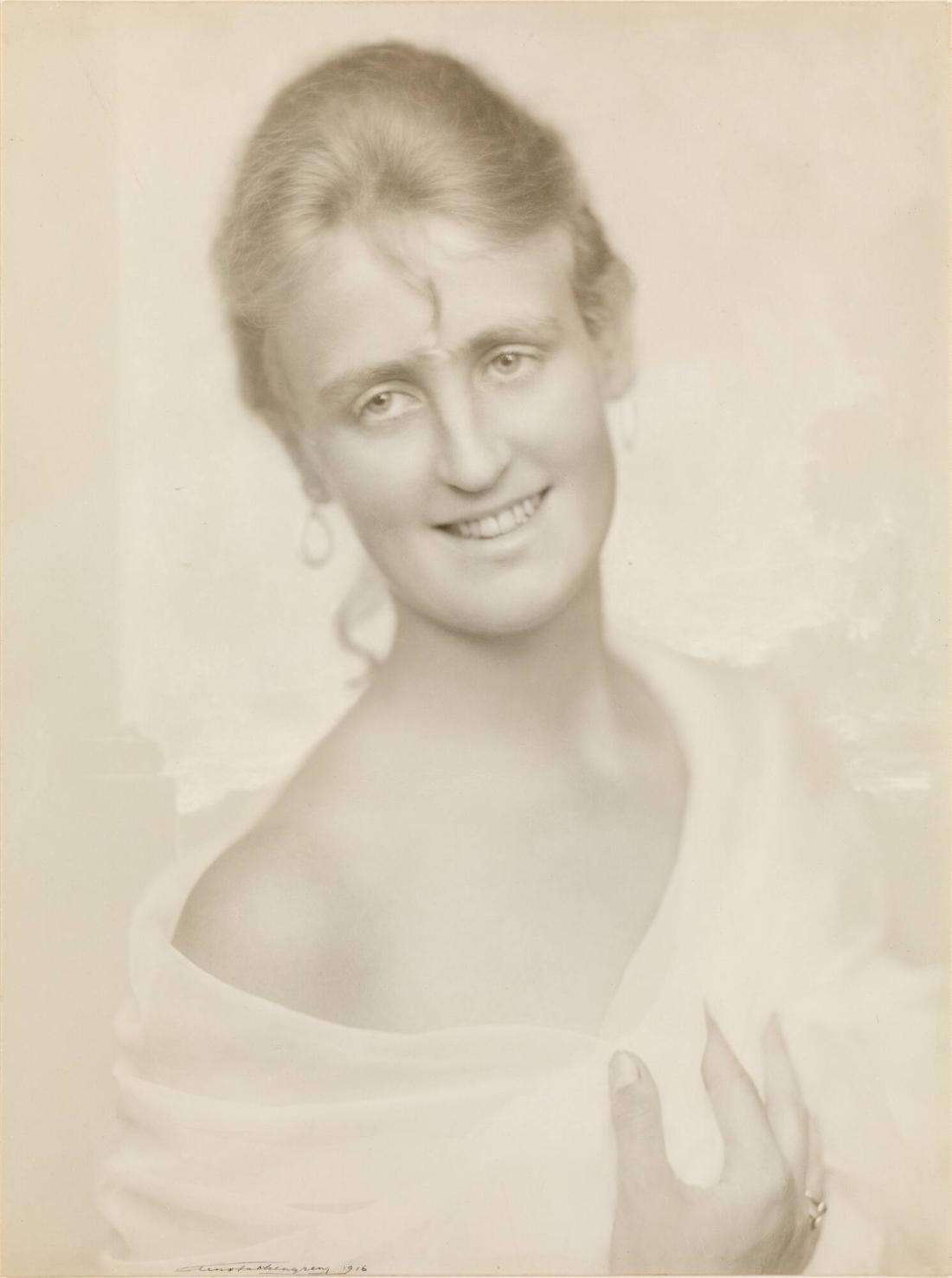 Porträtt av okänd kvinna. Stockholm