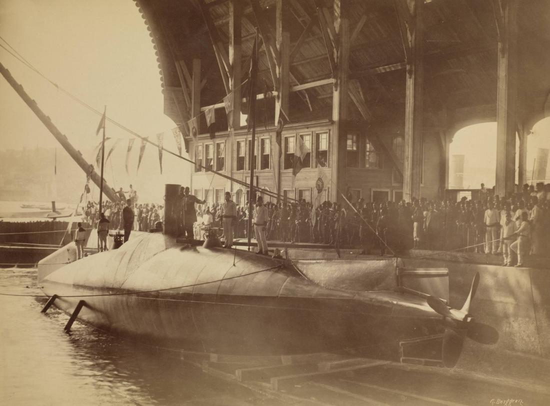 Thorsten Nordenfeldts ubåt vid stapelavlöpningen i Konstantinopel, 1888