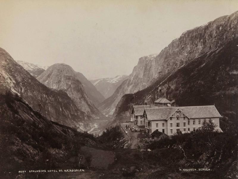 8207. Stalheims hotel og Nærødalen