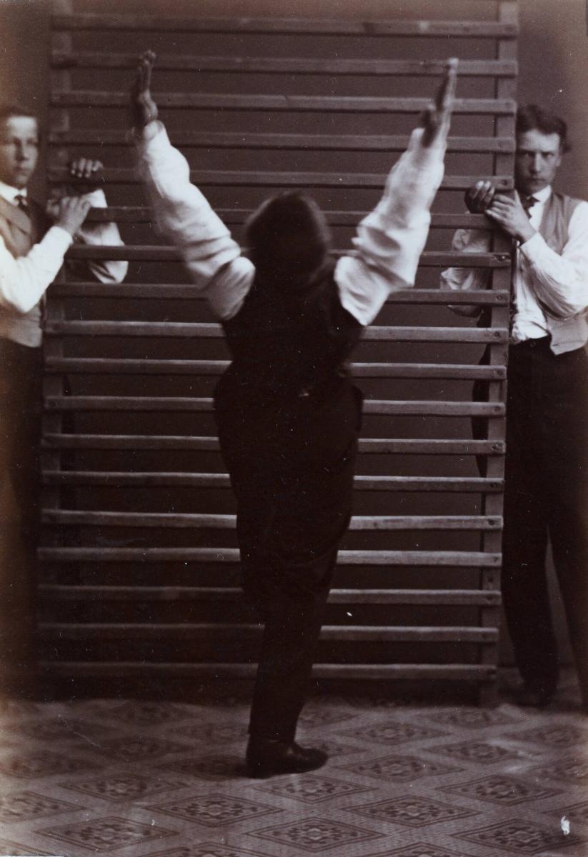 Titel saknas. Ur serien Gymnastik