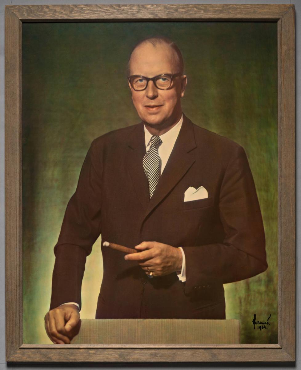 Envoyé Kurt-Allan Belfrage. Ur serien "Kända Svenskar"