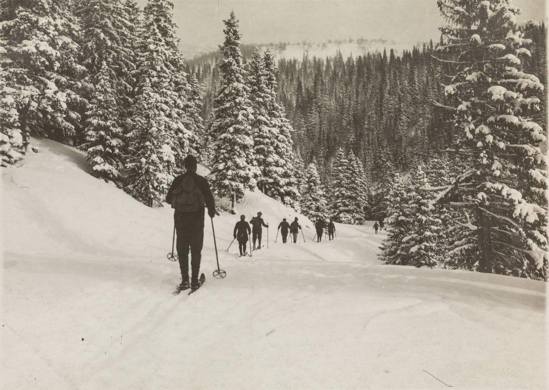På skidor i Årefjällen