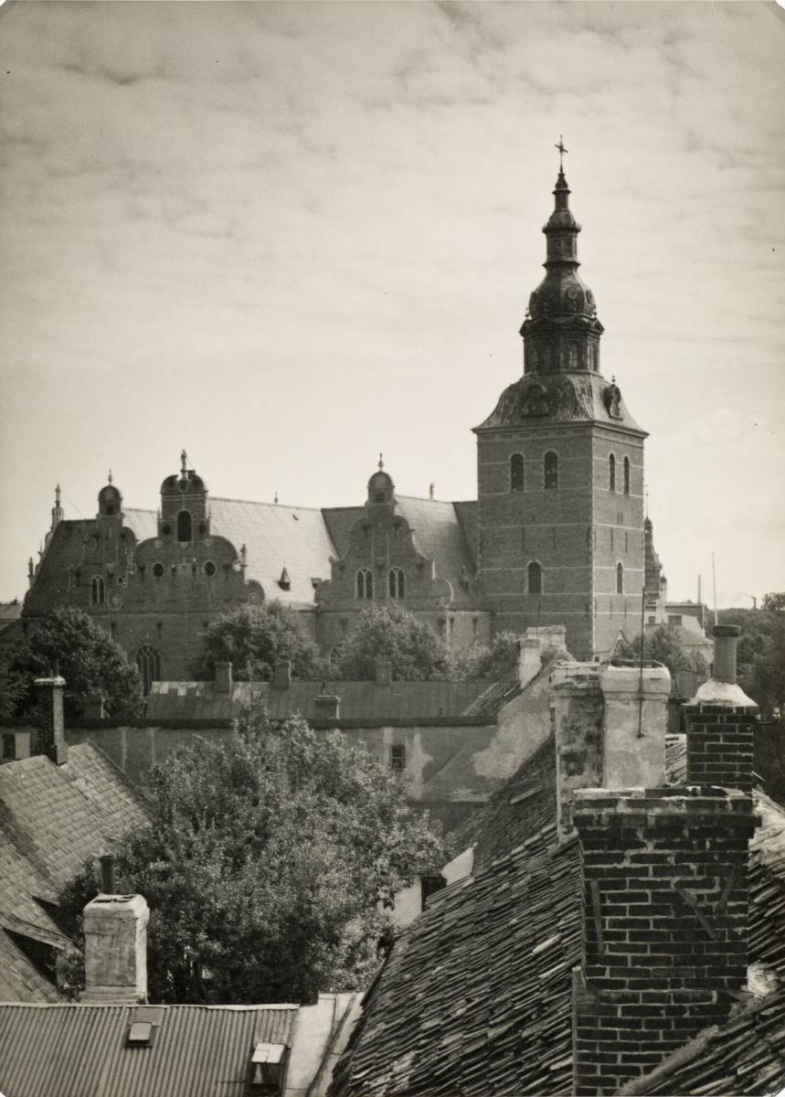 Över taken. Trefaldighetskyrkan, Kristianstad