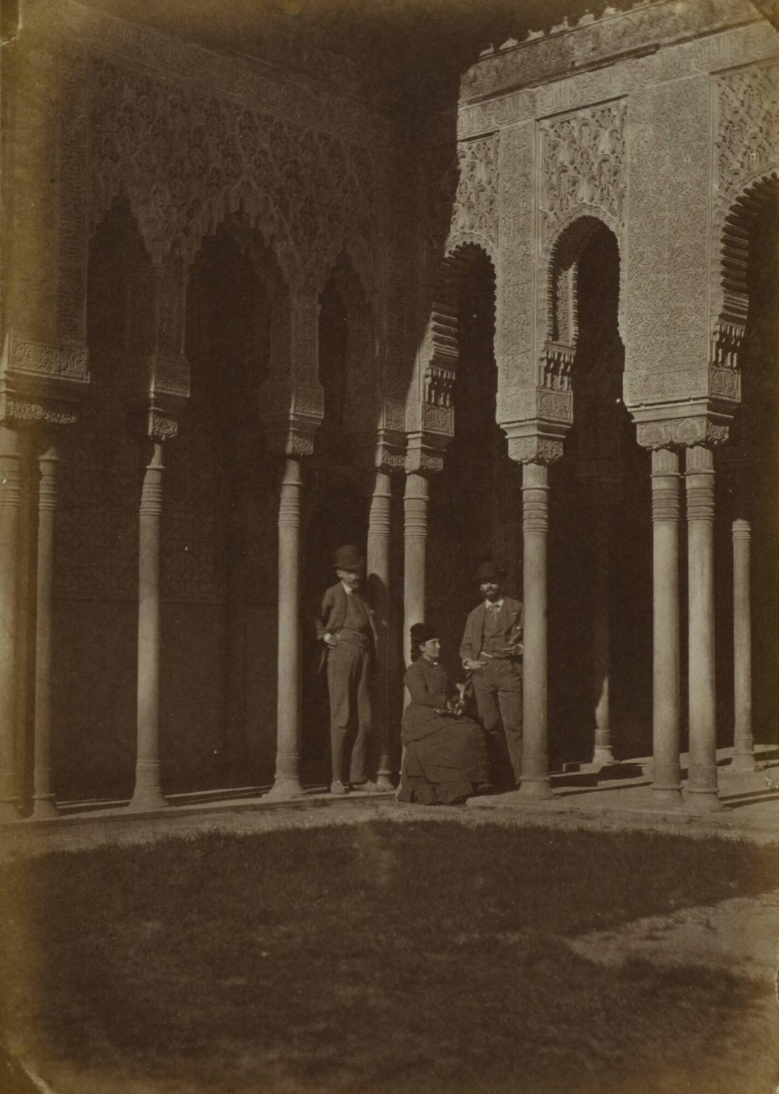 Alhambra. Lejongården. Schwartz, Krøyer och Calla