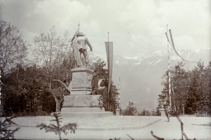 Andreas Hofers staty, Innsbruck