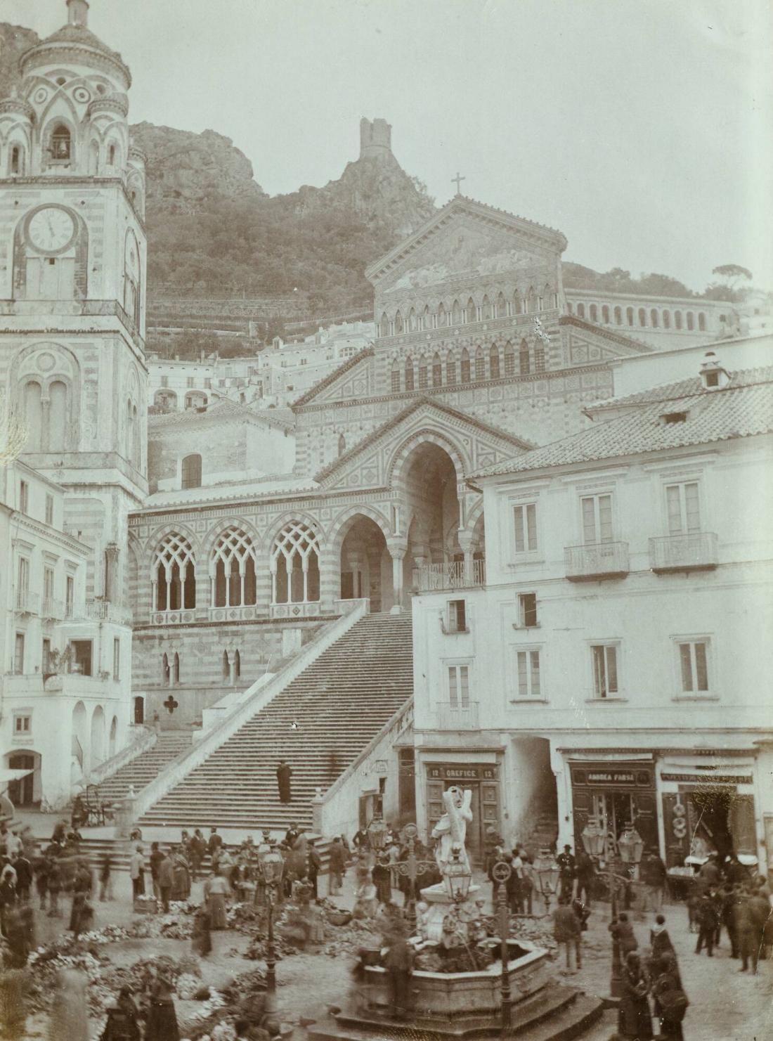 Amalfi. Katedralen och Piazzan