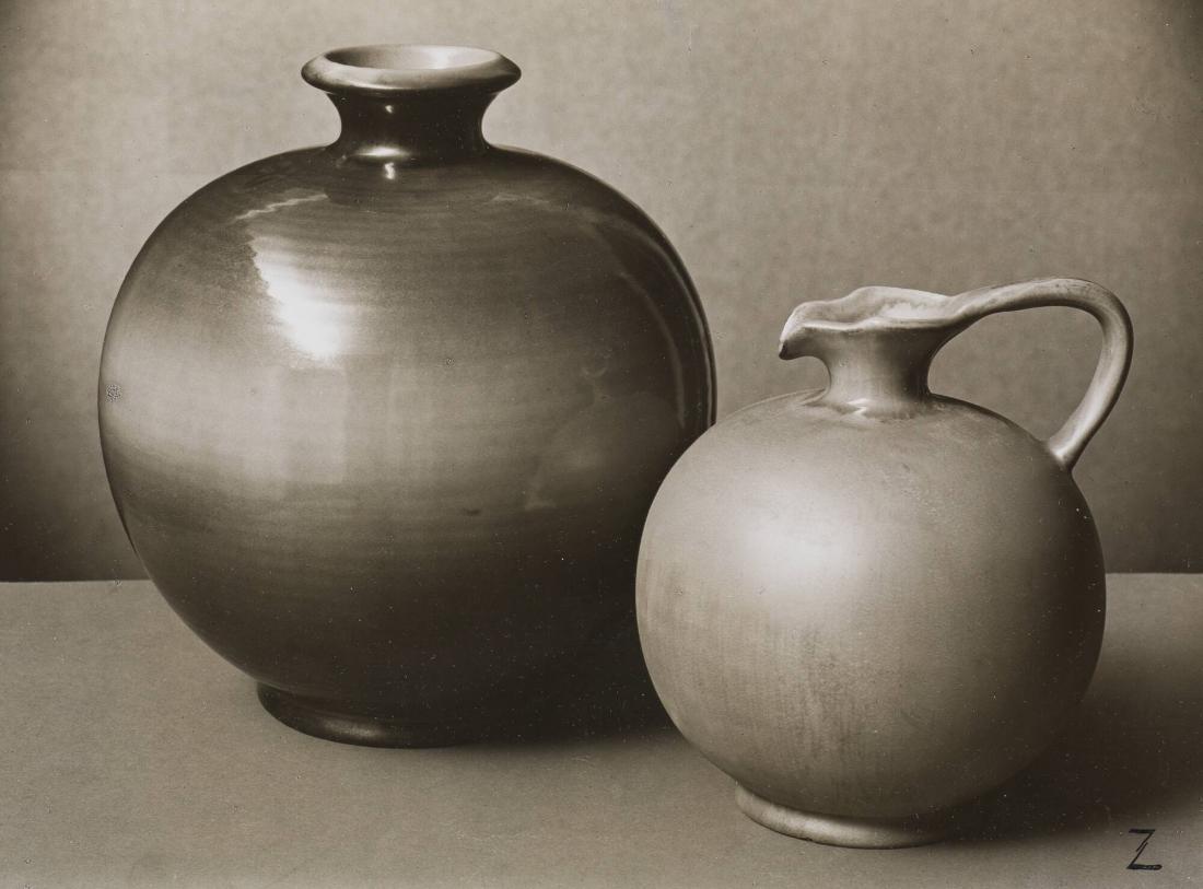 Två stengodspjäser