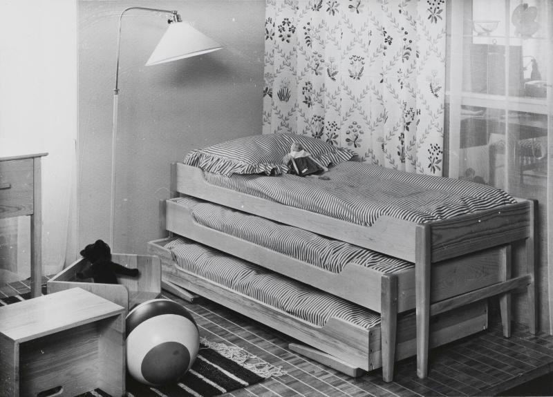 Barnkammare med säng för tre i ett