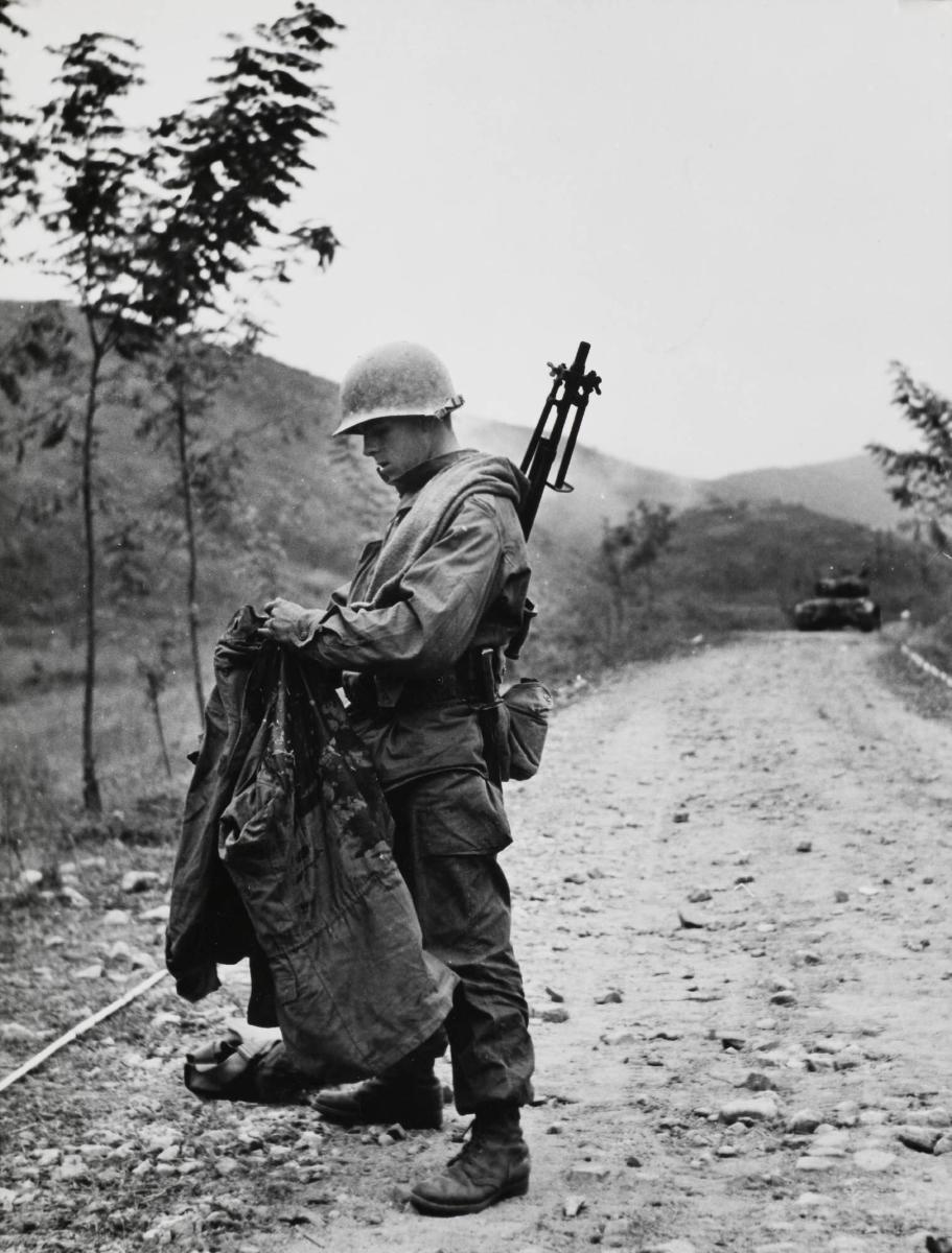 Den blodiga rocken. Ur serien Koreakriget