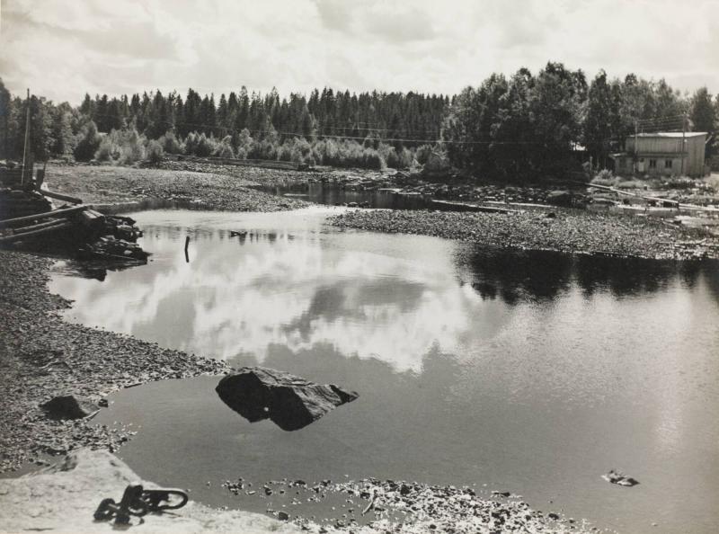 Älvbottnen, Alfta (Där forsen gick, Alftaströmmarna, Alfta, Toxnaälven. 2 augusti 1946)