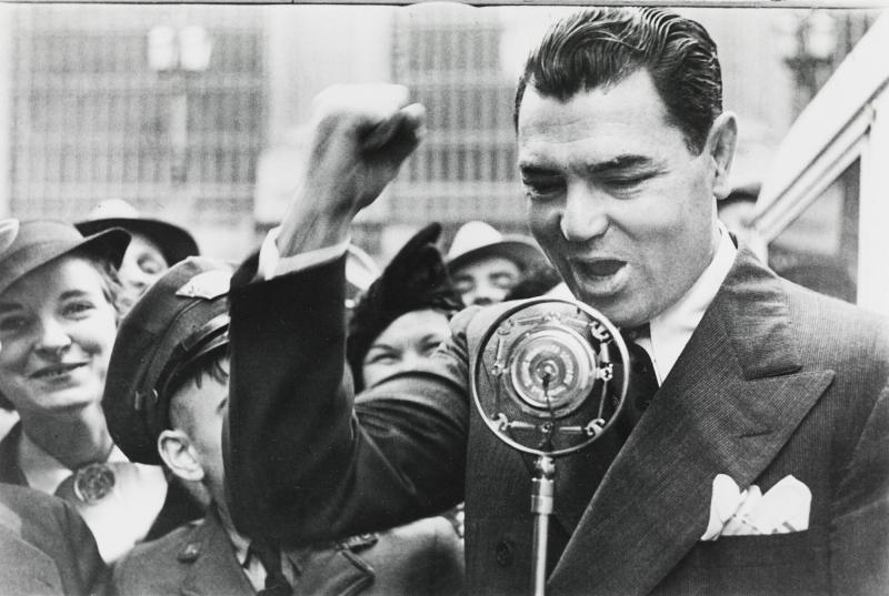 Formal heavy weight boxing world champion Jack Densey campaigning for Franklin Rossevelt during the 1936 presidential election.