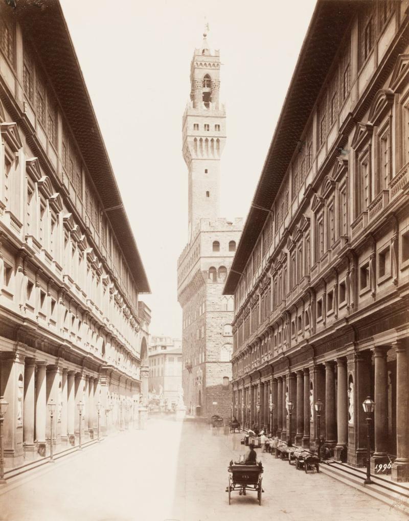 Portico degli Uffici i Firenze
