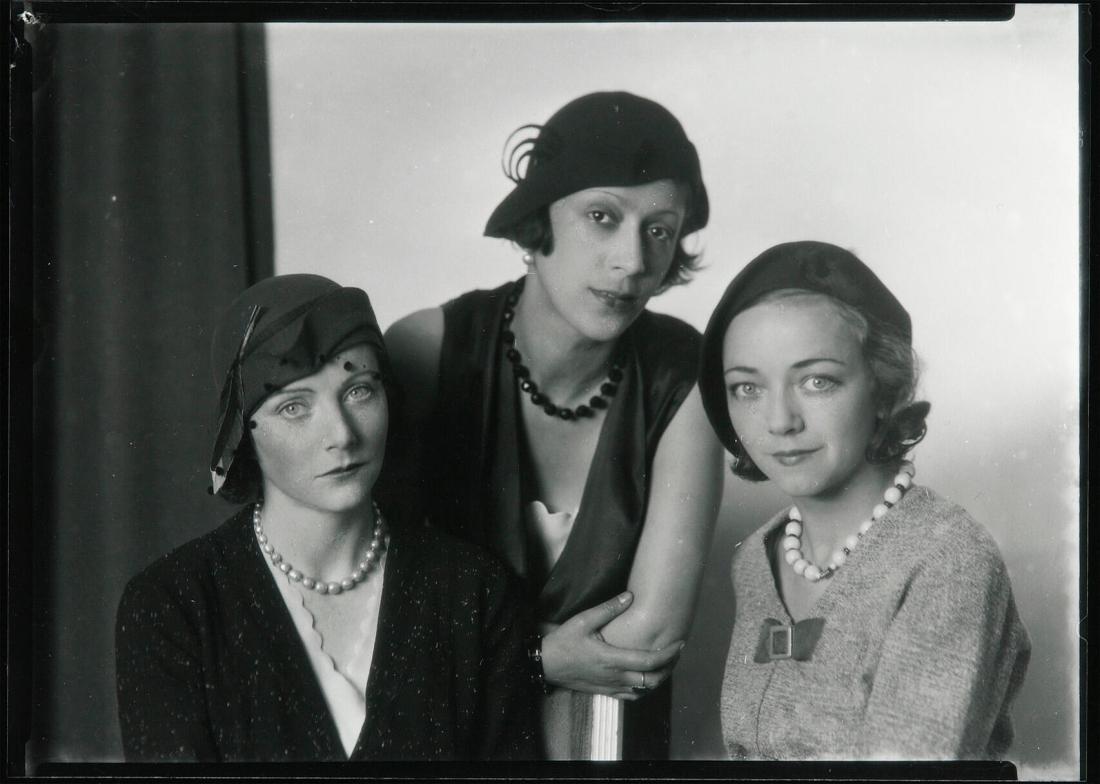 Dora och Eugénie Söderberg samt Betty Söderberg/Stangerup