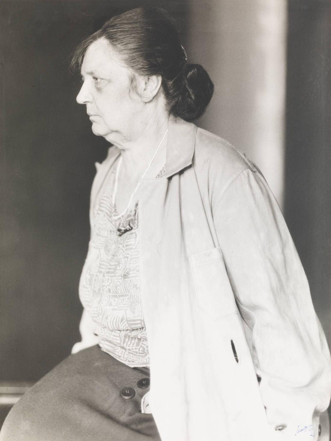 Konstnärinnan Mathilde Wigert, Österlund
