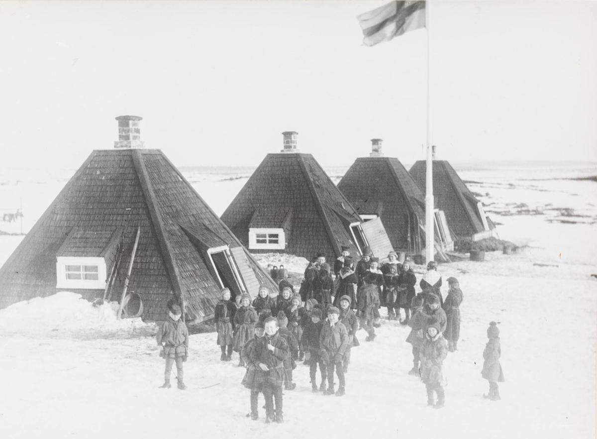 Skolkåtorna vid Jukkasjärvi, Lappland