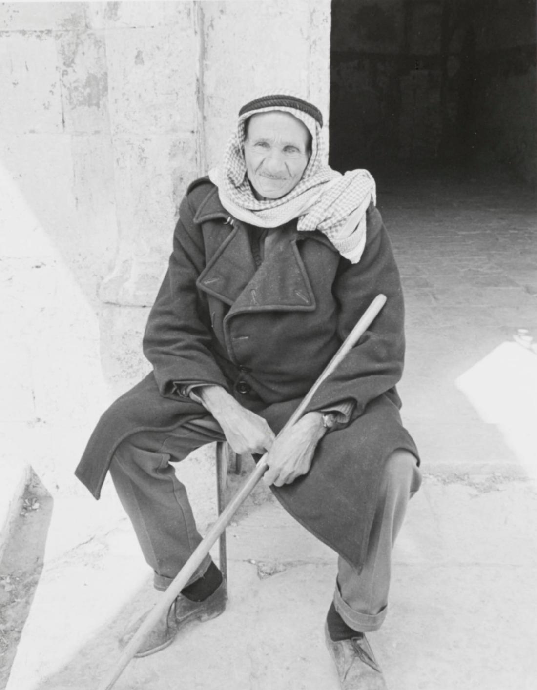 Blind tiggare, Jerusalem, 1980. Ur serien "Den långa resan"
