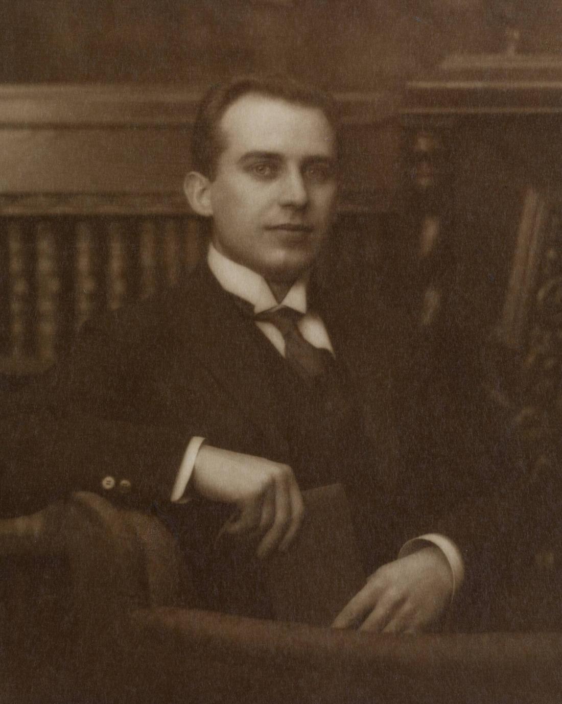 Helmer Bäckström