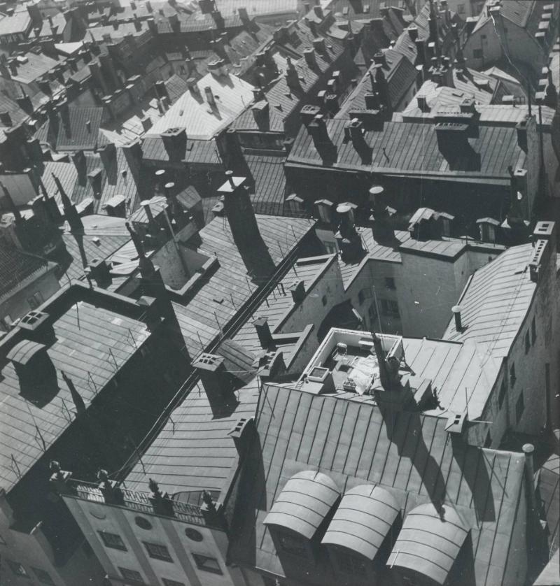 Hustak i Gamla stan fotograferade från Storkyrkans torn