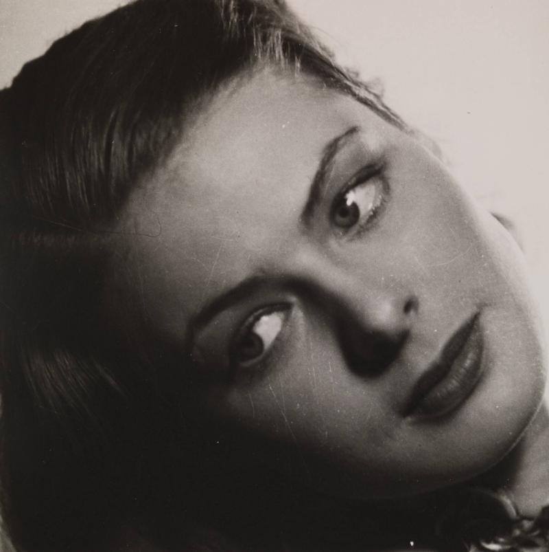 Porträtt av skådespelerskan Ingrid Bergman