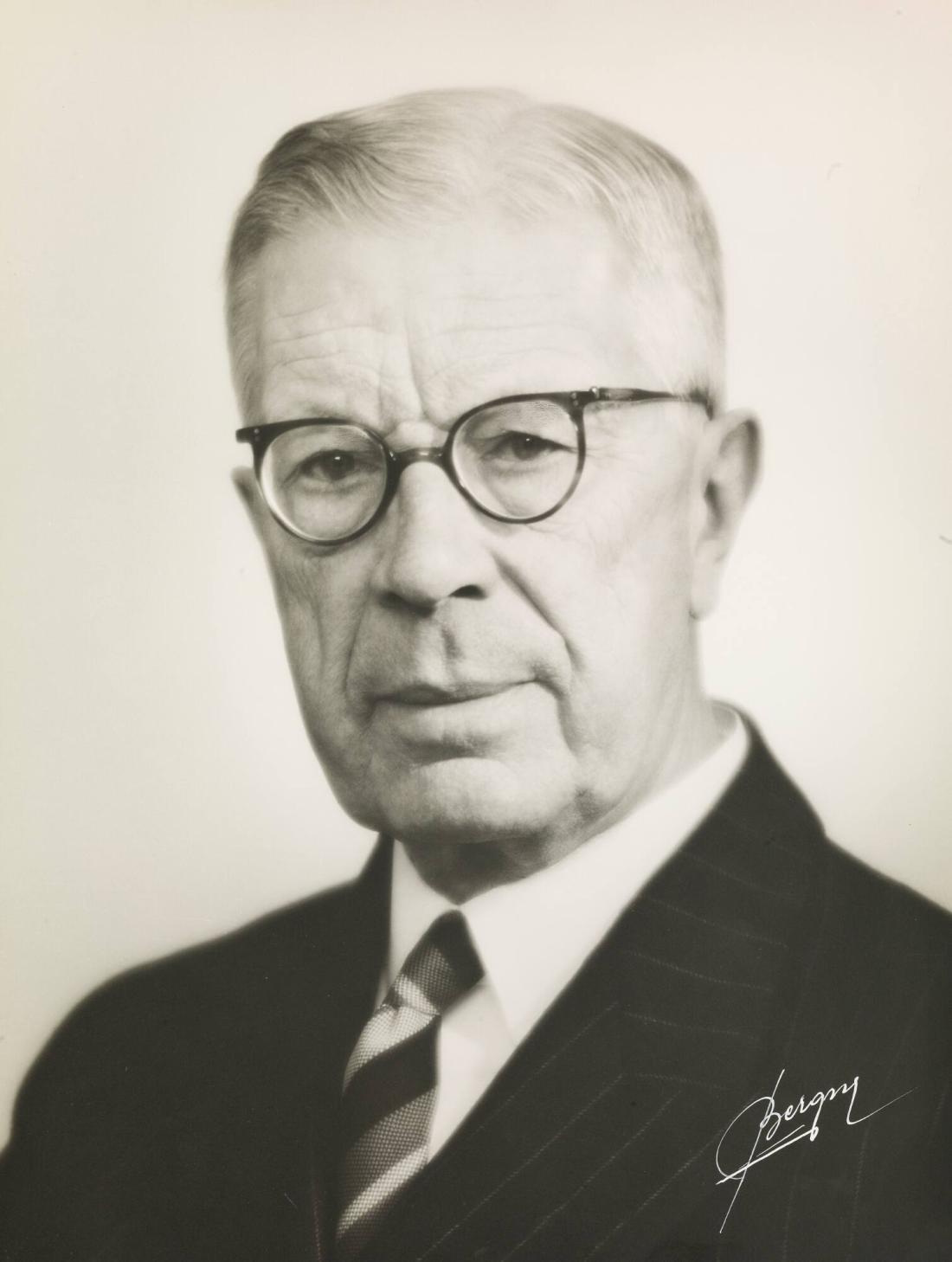 [Gustav VI Adolf]