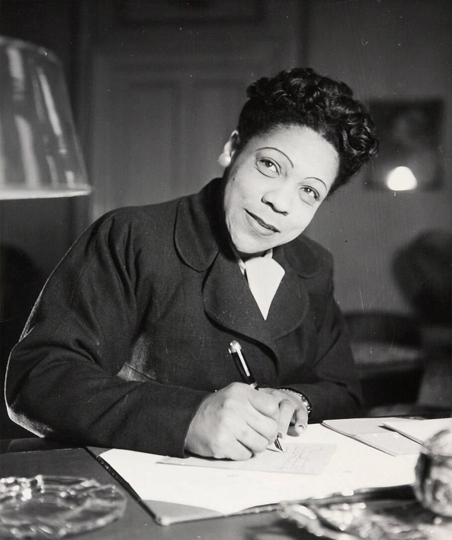 Ella Belle Davis