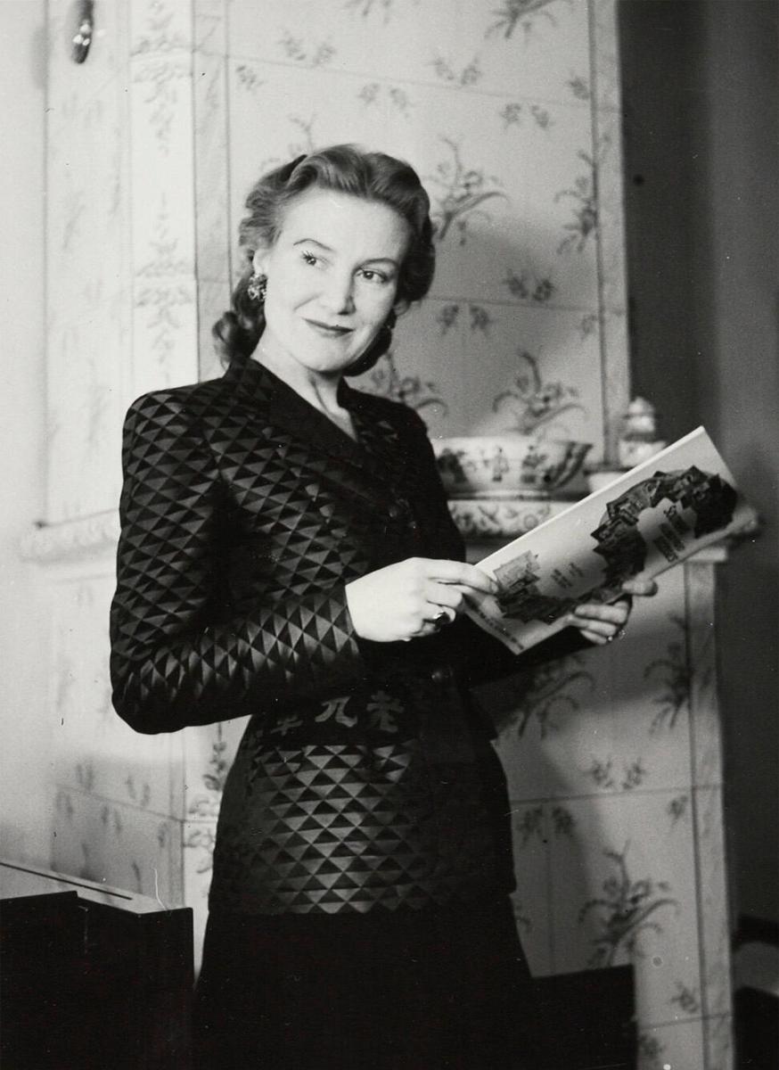 Aino Taube