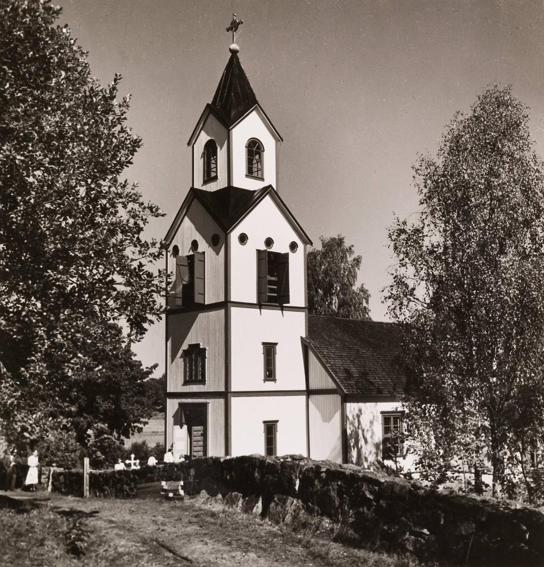 Möja kyrka