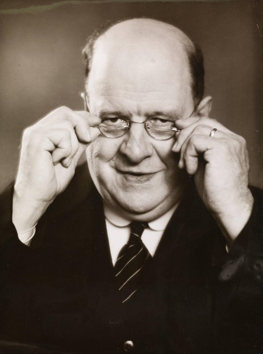 Läroverksadjunkt Oscar Östergren