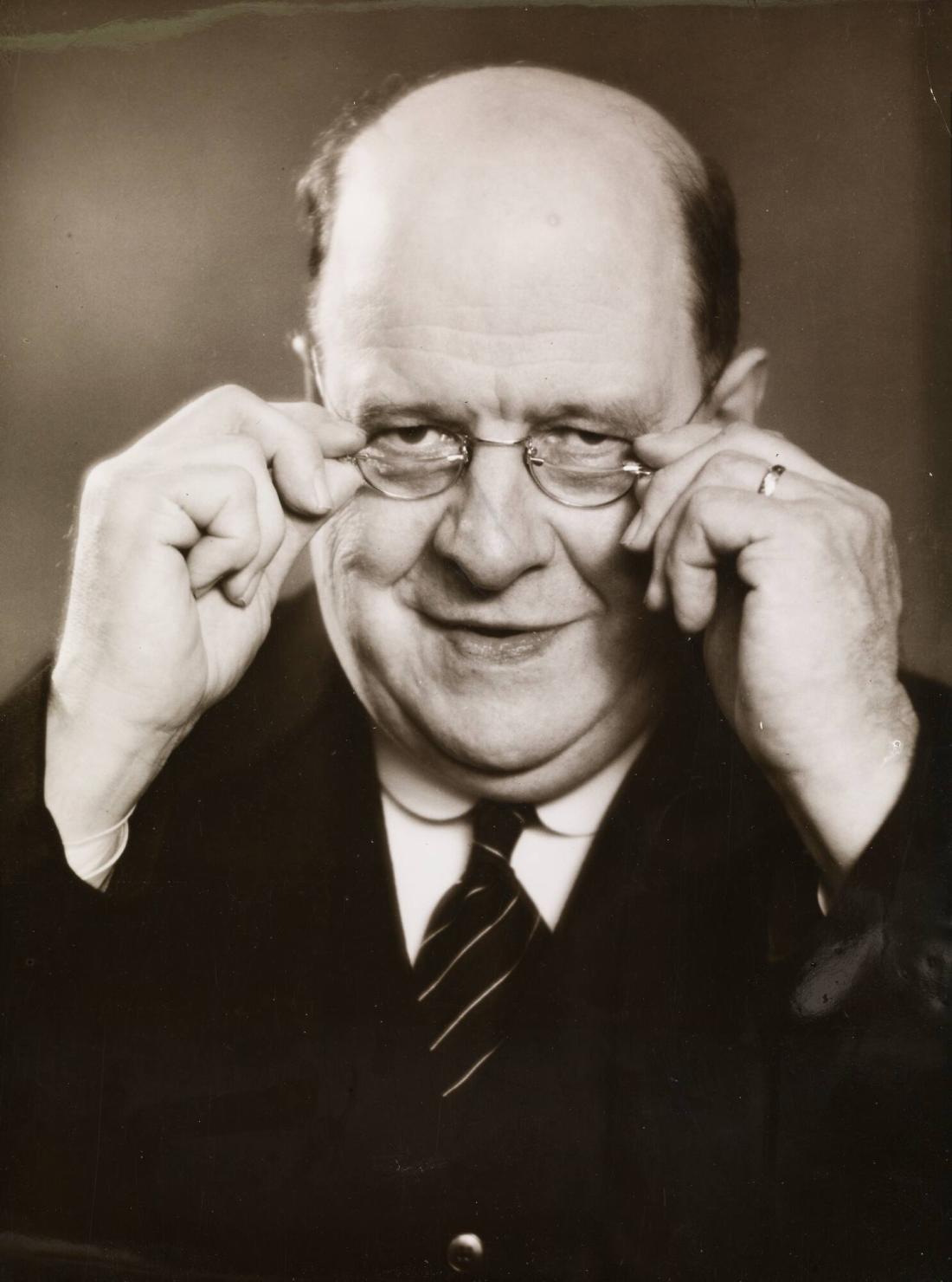 Läroverksadjunkt Oscar Östergren