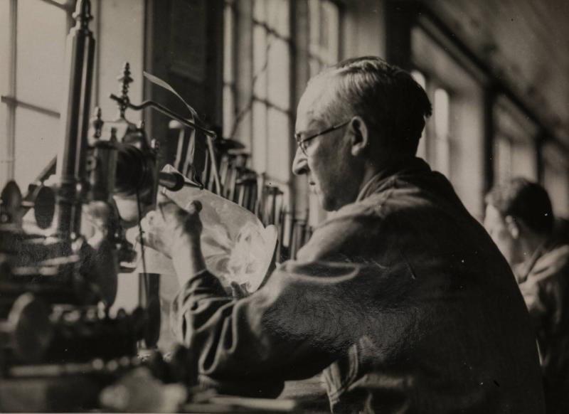 Glass engraving at Orrefors