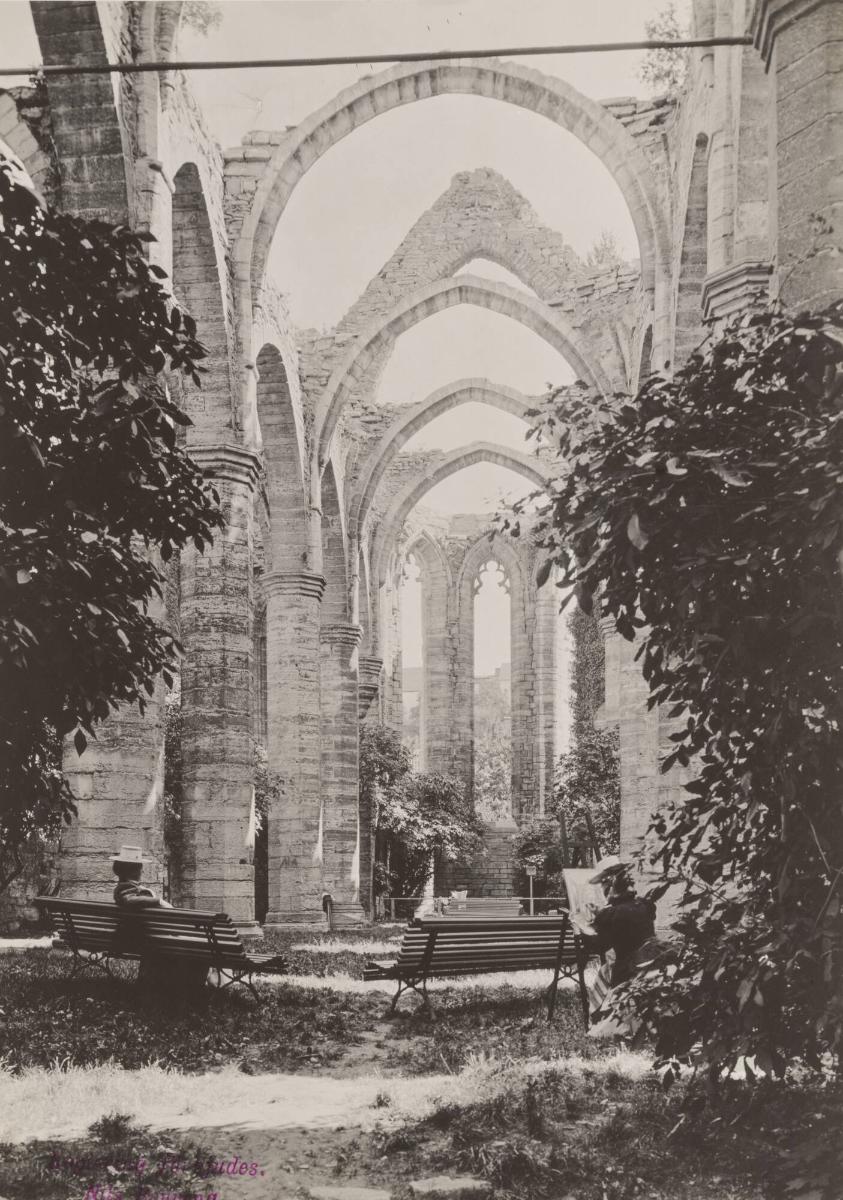 Visby. Det inre av Sankt Katarinas ruin