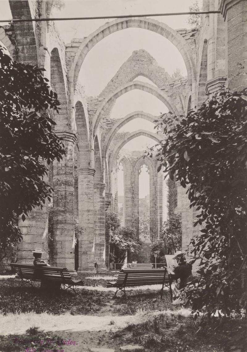 Visby. Det inre av Sankt Katarinas ruin