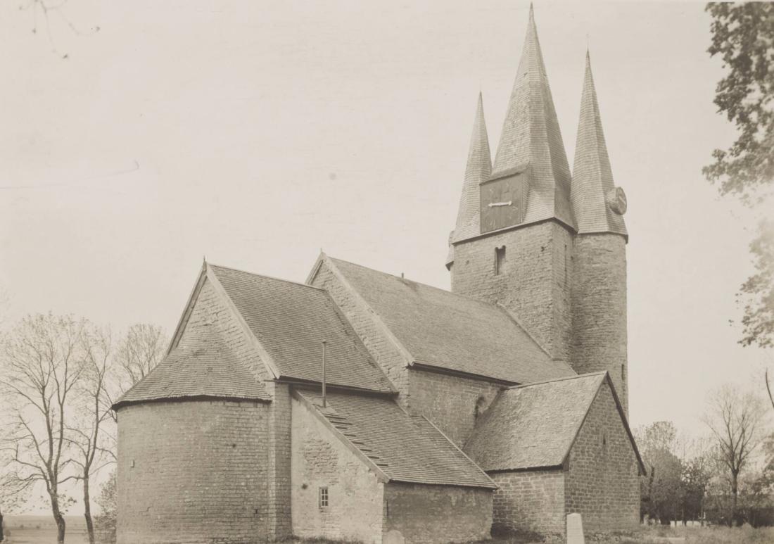 Husaby kyrka