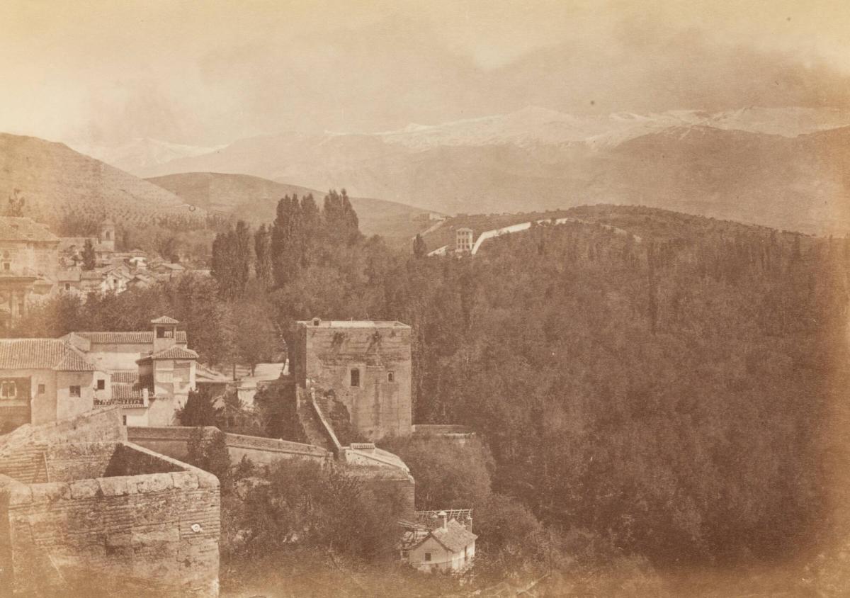 Alhambrafästningen och Sierra Nevada