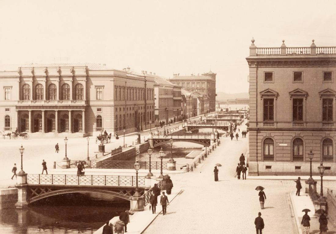 Göteborg. Östra Hamngatan och Börsen