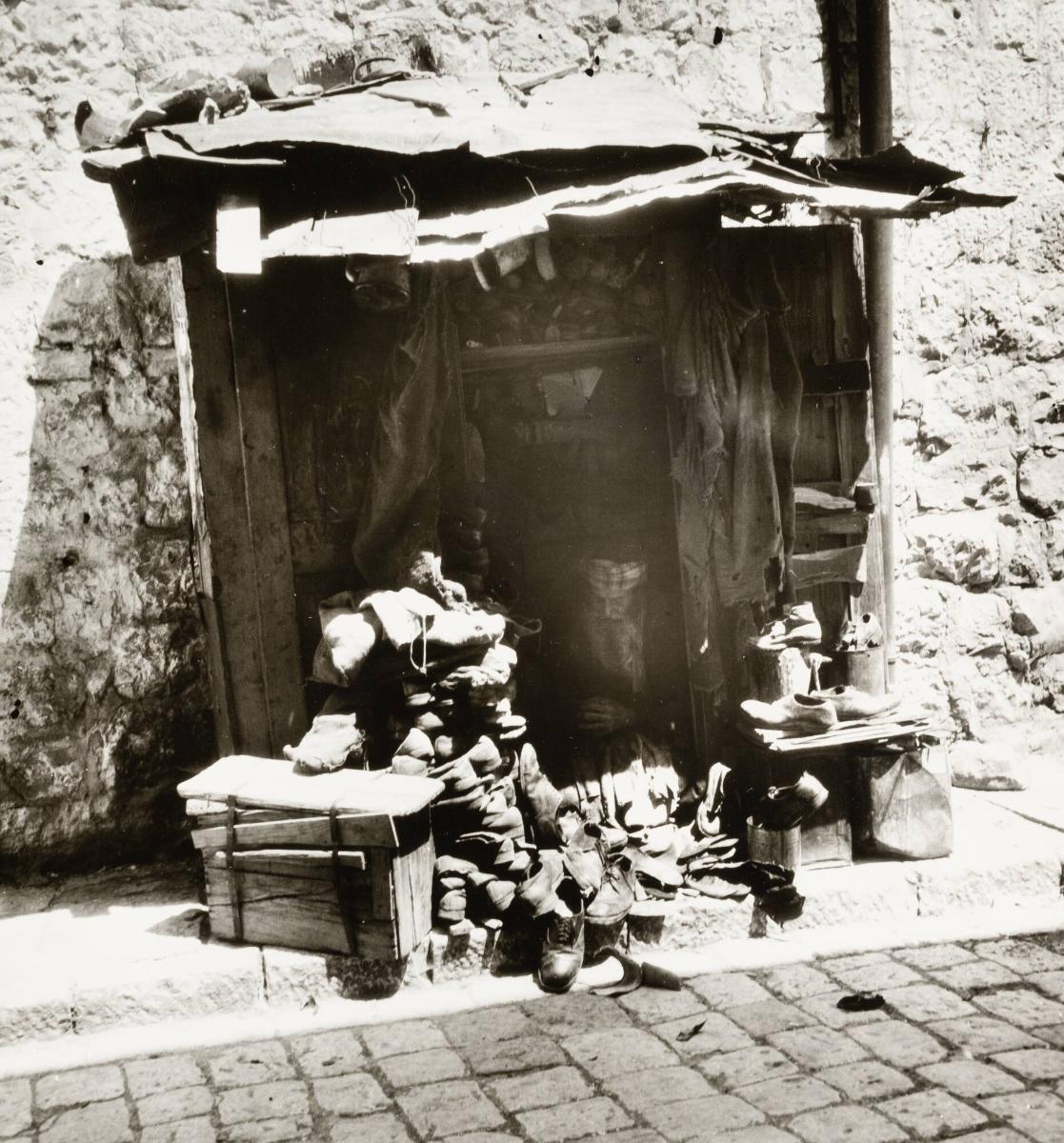 Jerusalems skomakare i statsdelen "De 100 portarna"