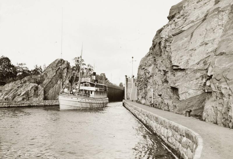 Göta Kanal (Västergötland). Trollhätta slussar