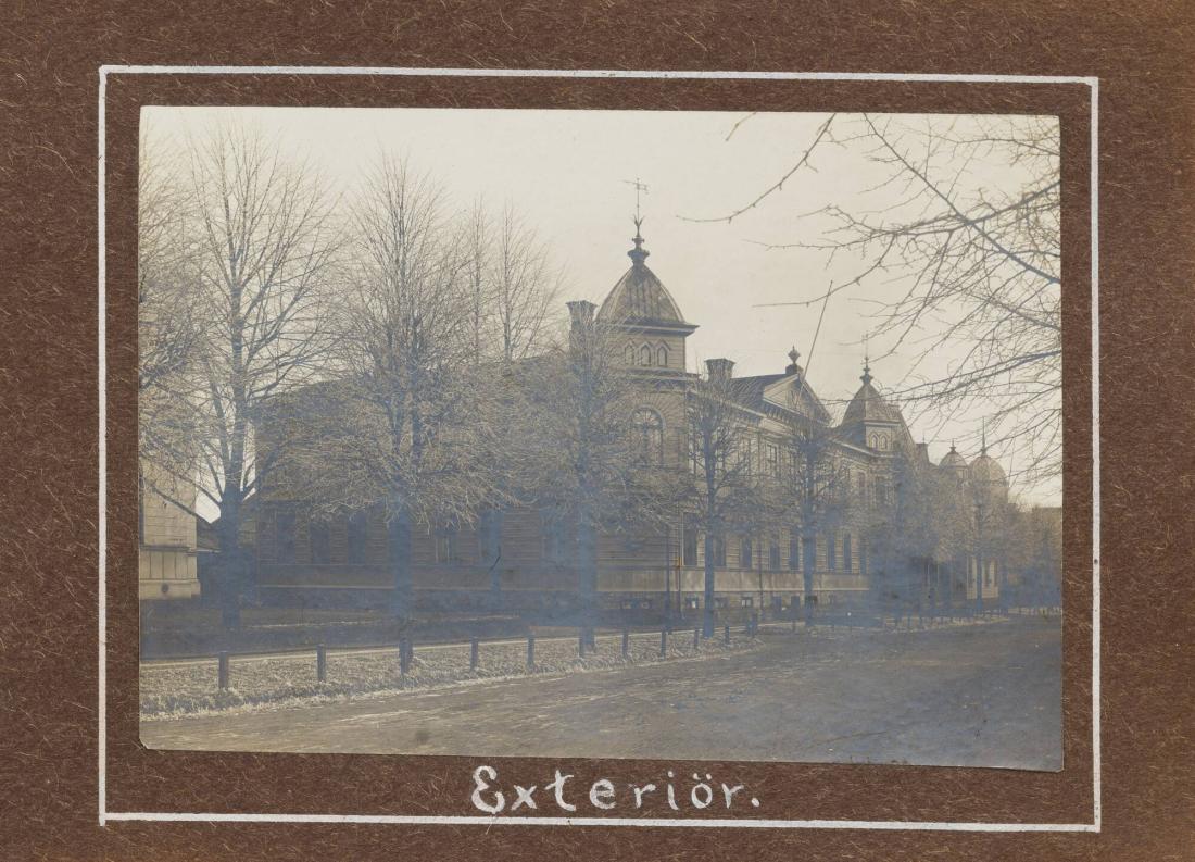 Exteriör. Ur boken Vårt Hem