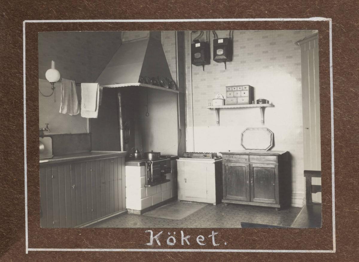 Köket. Ur boken Vårt Hem