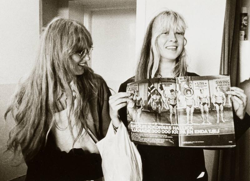 Konstnärerna Marie-Louise DeGeer-Bergenstråhle och Kristina Elander
