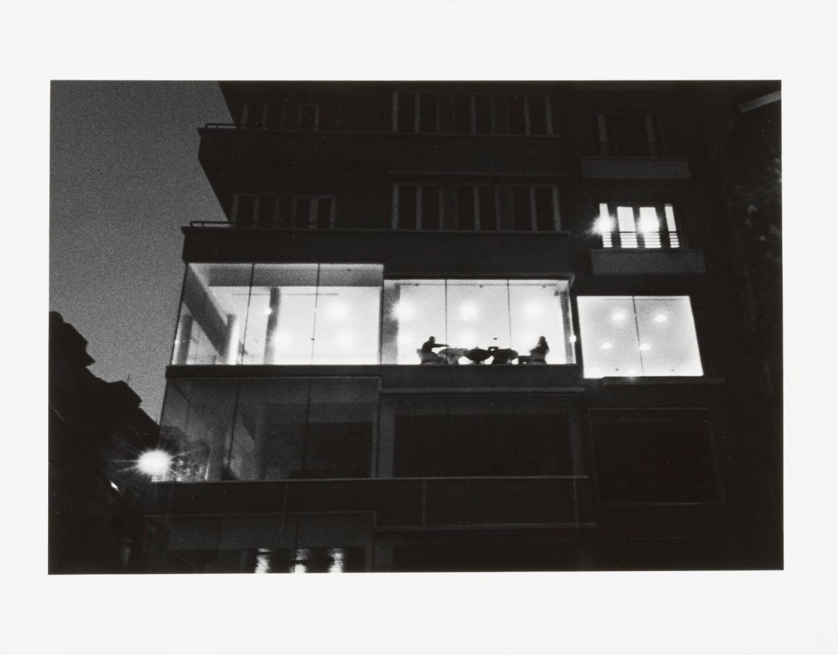 Utan titel. Ur serien Svart