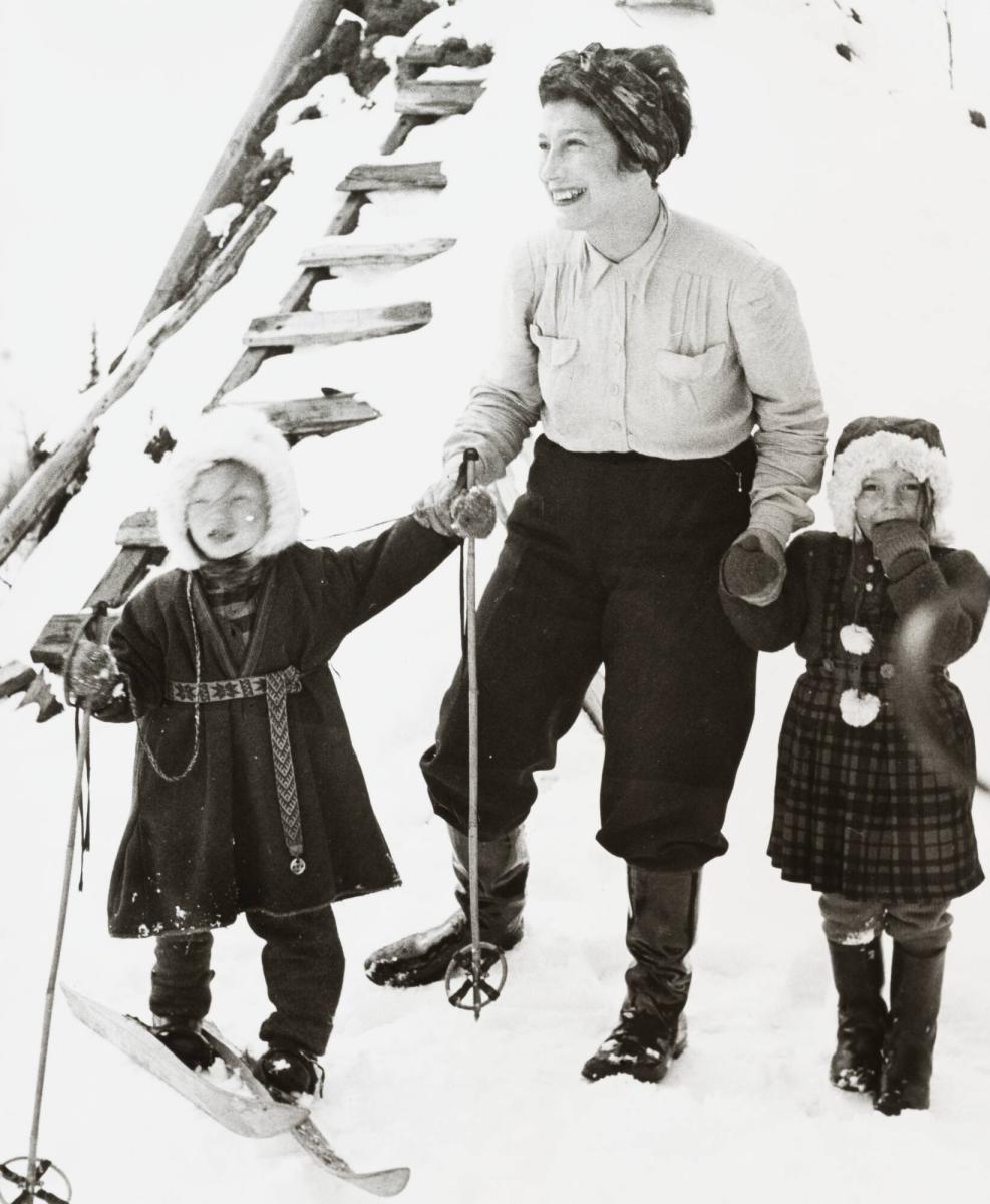 Elle Kari och Anna Riwkin