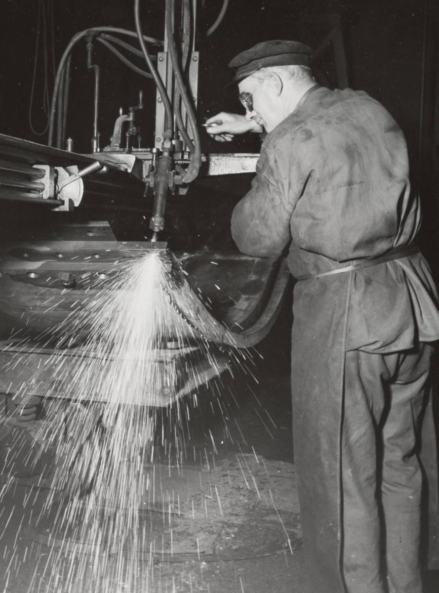 Bofors AB. Pansarplåt