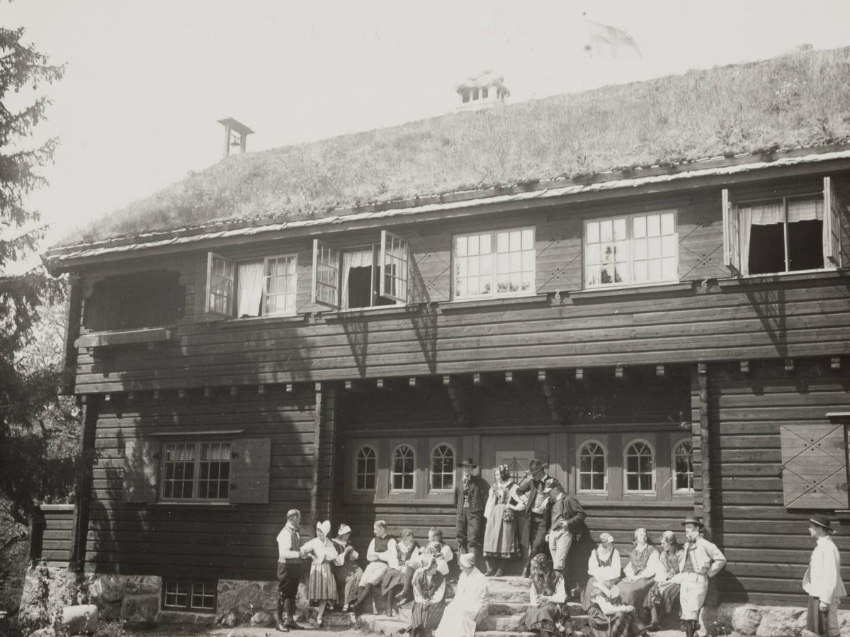 Solsäter, Kulturella Folkdansgillets sommarhem. Tyresö, Södermanland