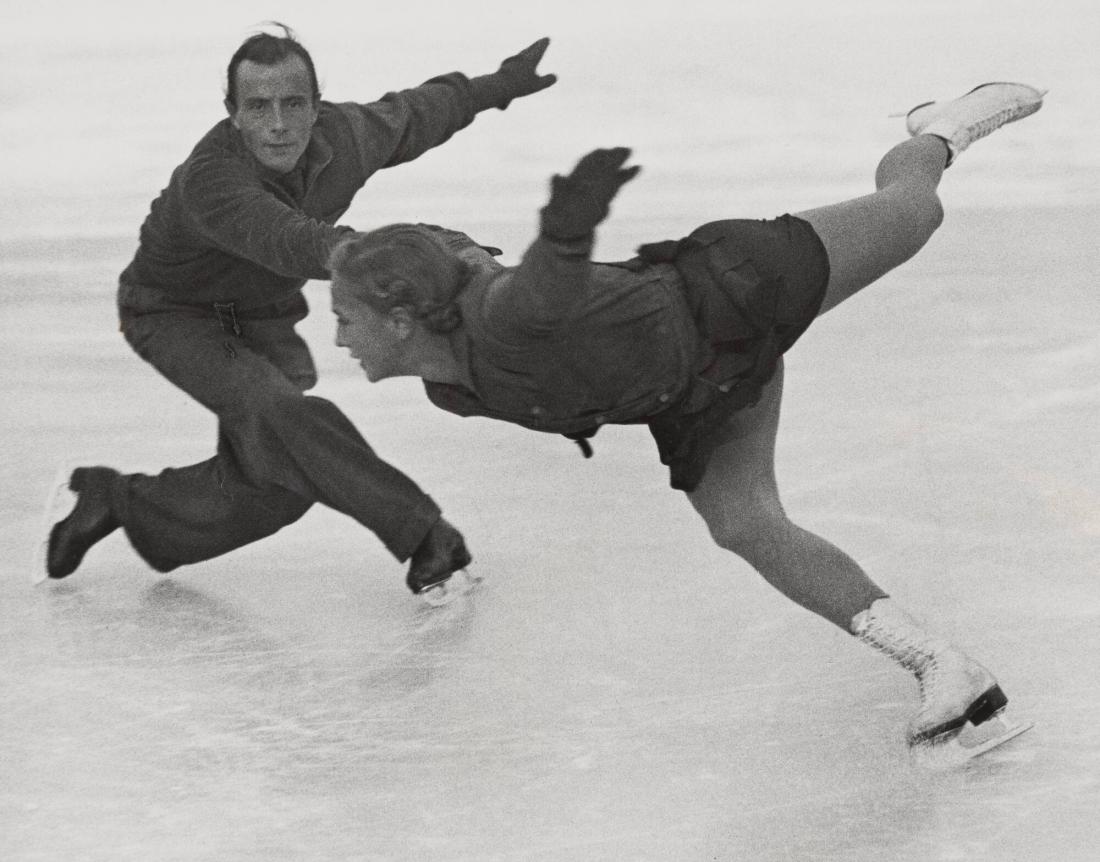 Väldsmästarna i paråkning på skridskor, Maxie Herber och Ernst Baier på Stadion
