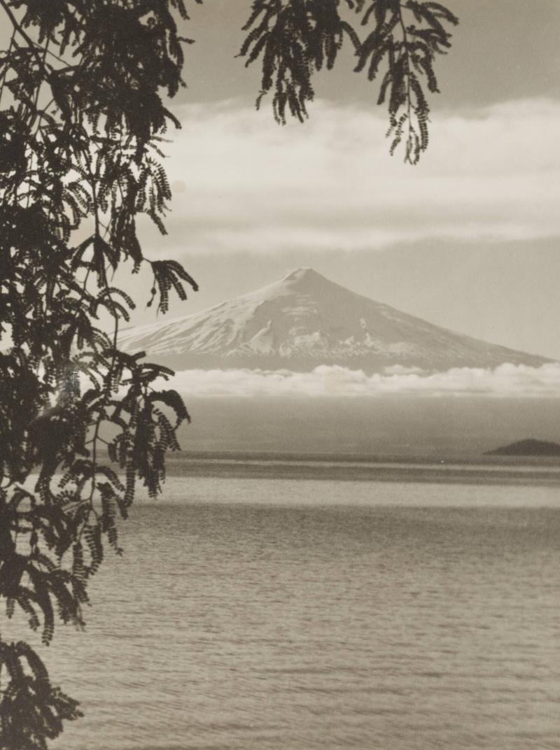 Lago y volcán Villarrica, Chile